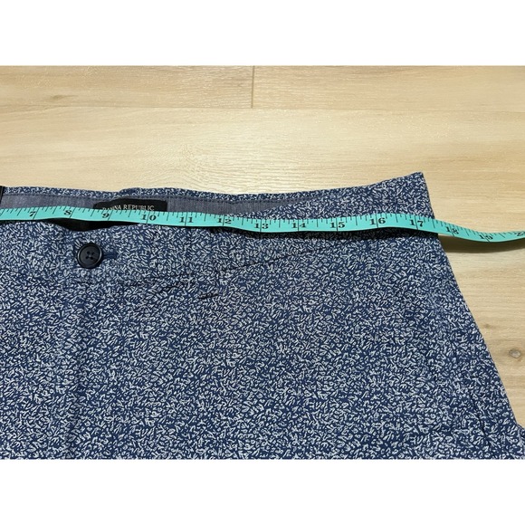 NWT Banana Republic‎ Size 34 Stretch Aiden Shorts Blue Printed 10" Shorts - Picture 4 of 8